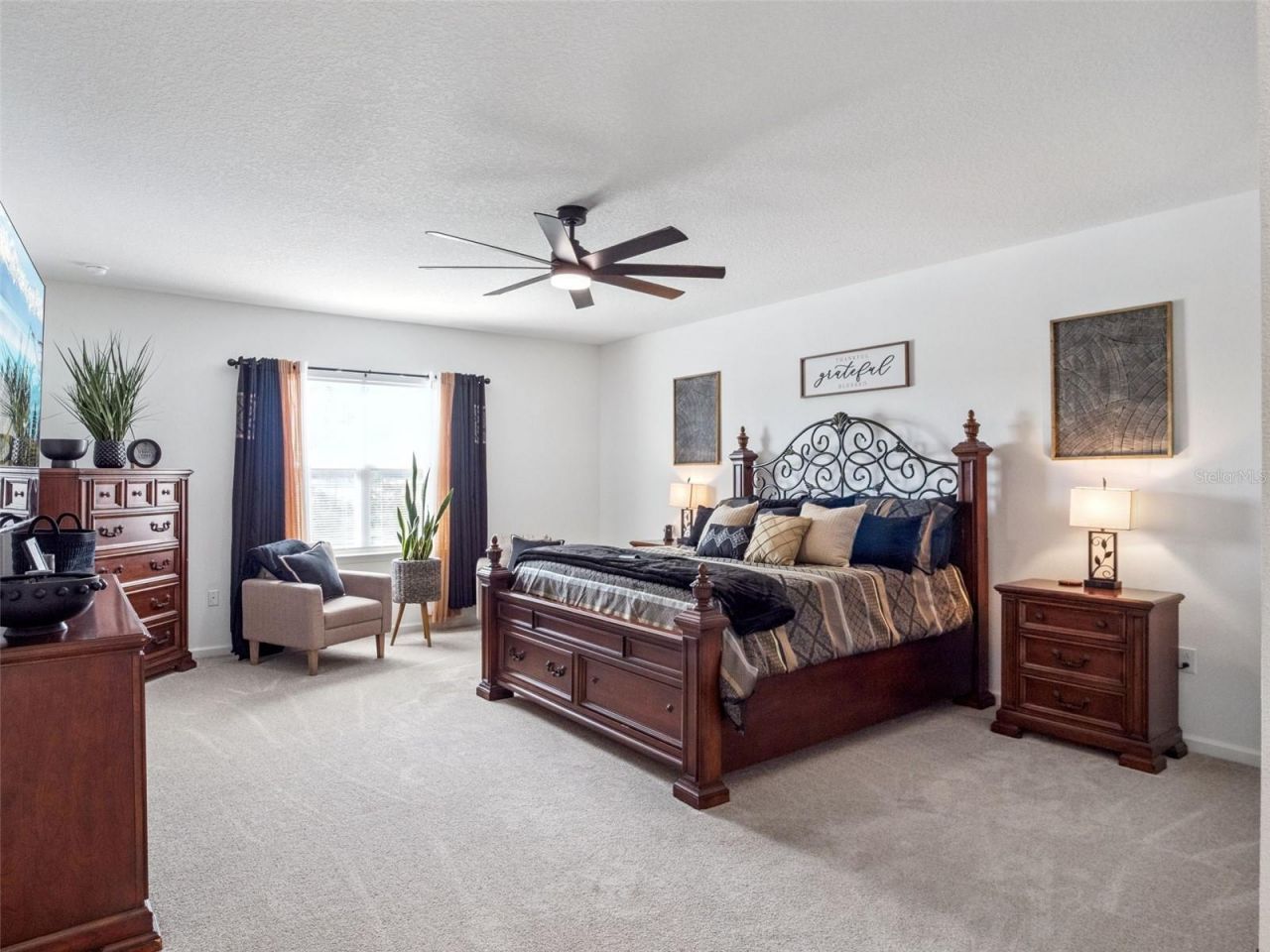 591 Via Bella Court , Howey in the Hills, FL 34737 Photo