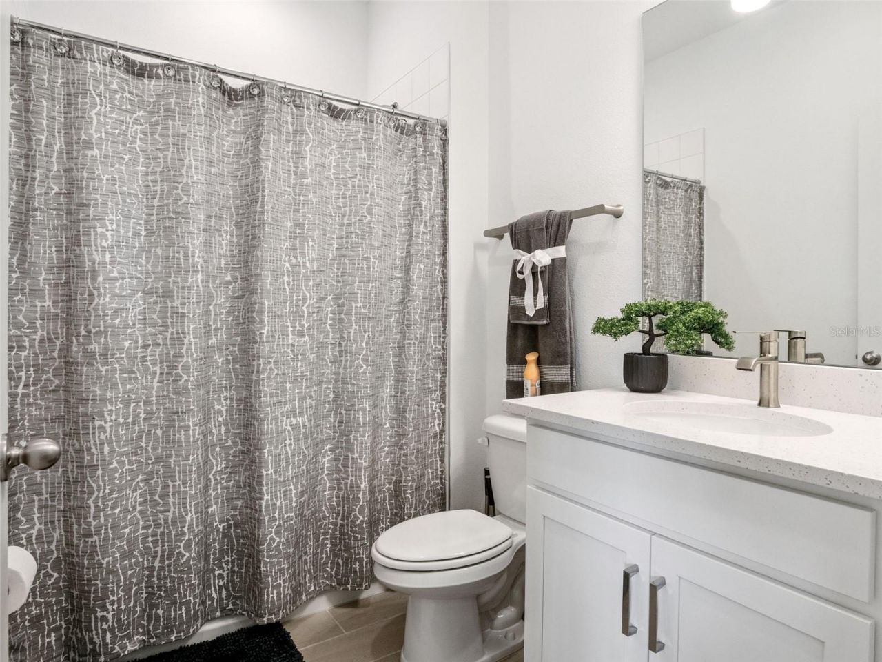 591 Via Bella Court , Howey in the Hills, FL 34737 Photo