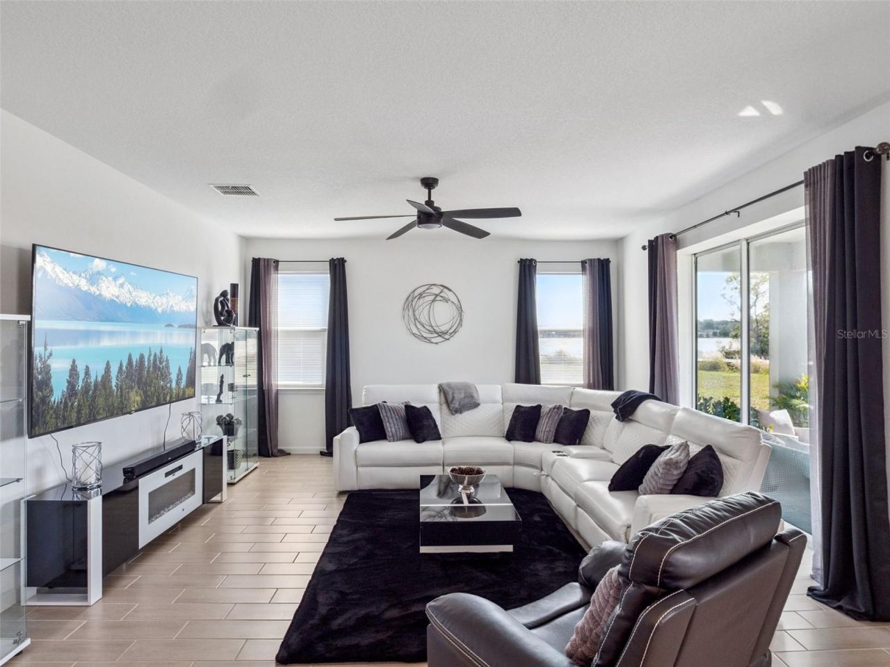 591 Via Bella Court , Howey in the Hills, FL 34737 Photo
