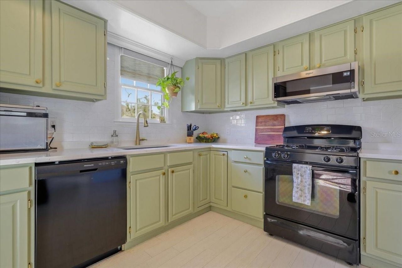 1161 Sedeeva Street, Clearwater, FL 33755 Photo
