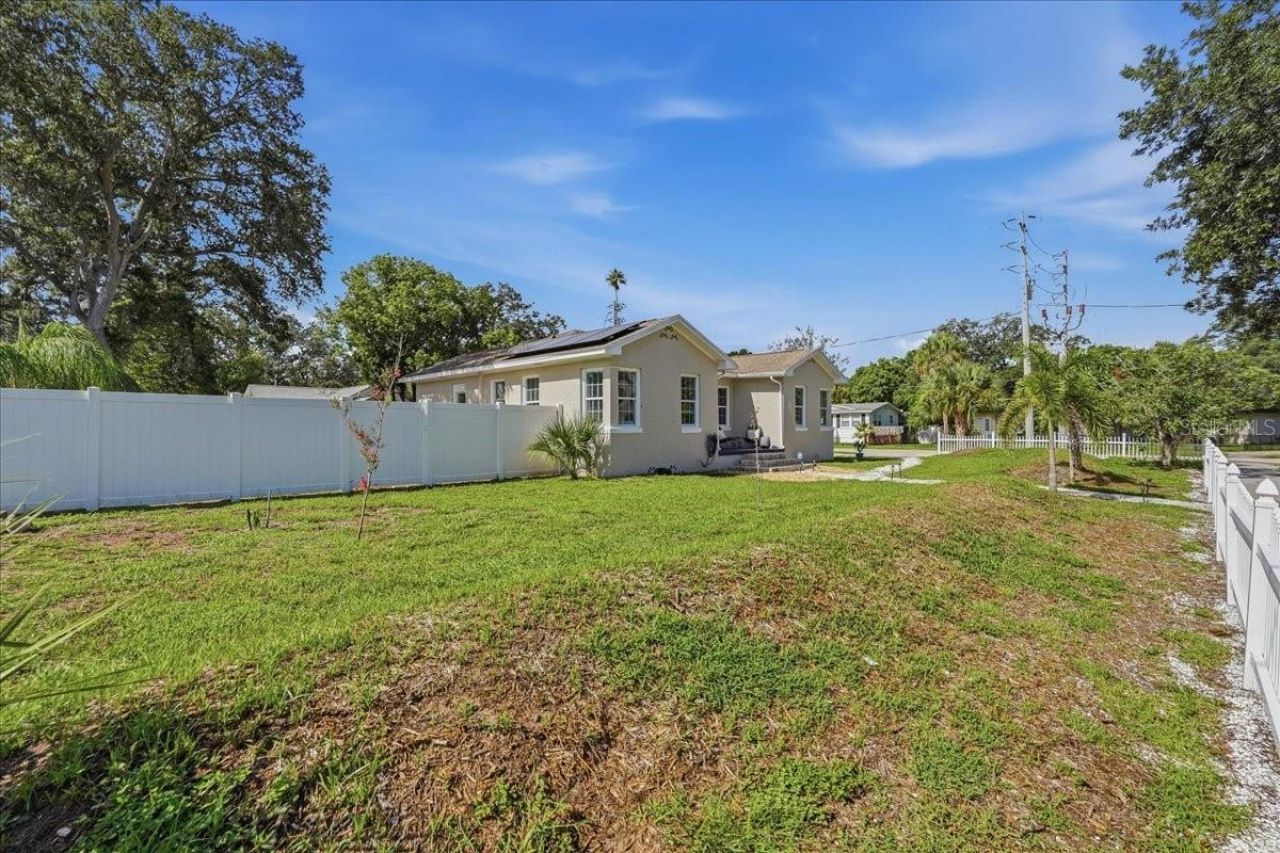 1161 Sedeeva Street, Clearwater, FL 33755 Photo