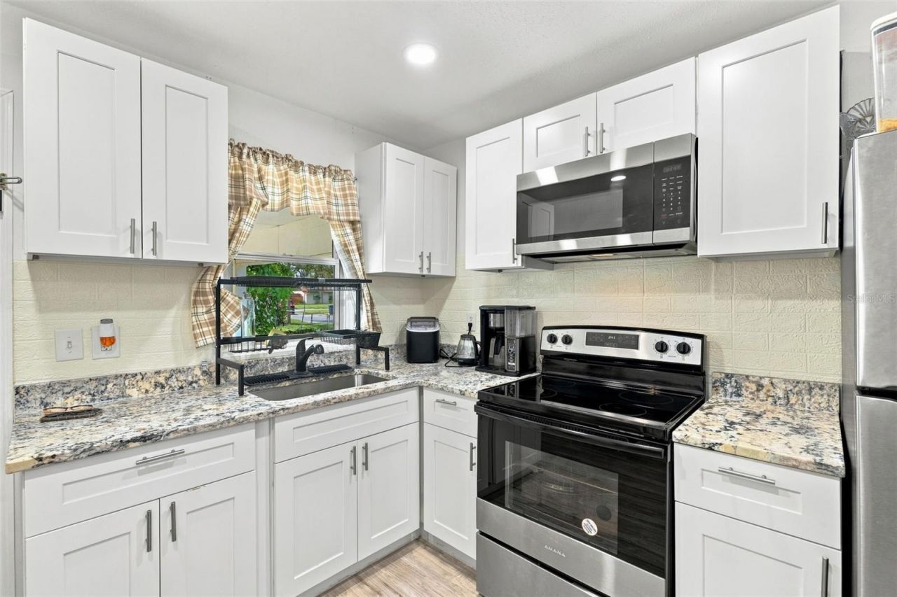 807 E Orchid Avenue , Tampa, FL 33612 Photo