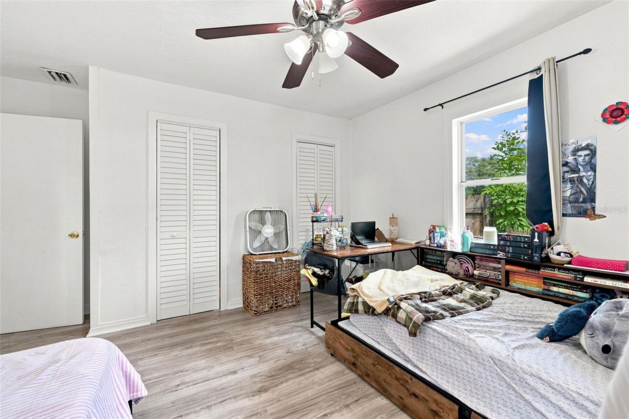 807 E Orchid Avenue , Tampa, FL 33612 Photo