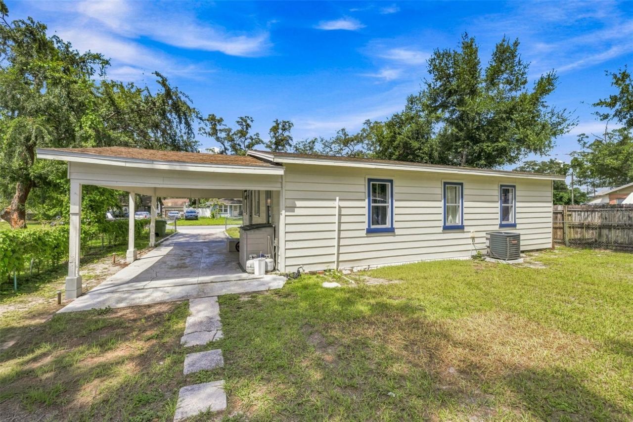 807 E Orchid Avenue , Tampa, FL 33612 Photo