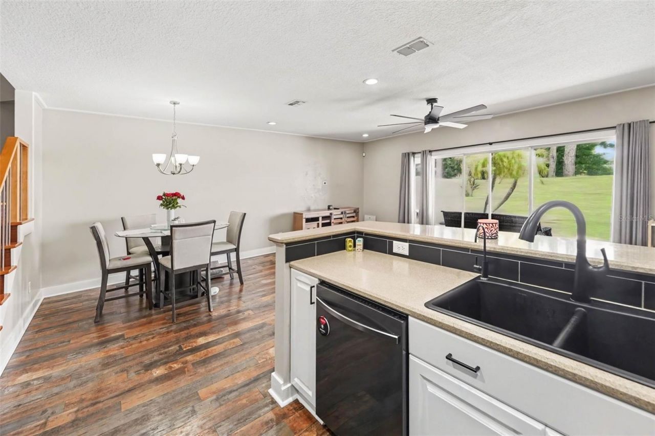 6980 Ulmerton Road , Unit 9E, Largo, FL 33771 Photo