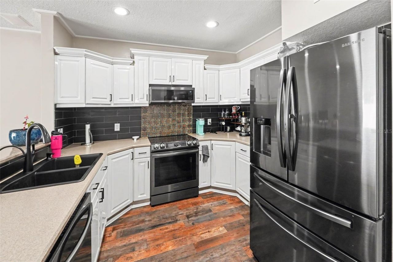 6980 Ulmerton Road , Unit 9E, Largo, FL 33771 Photo