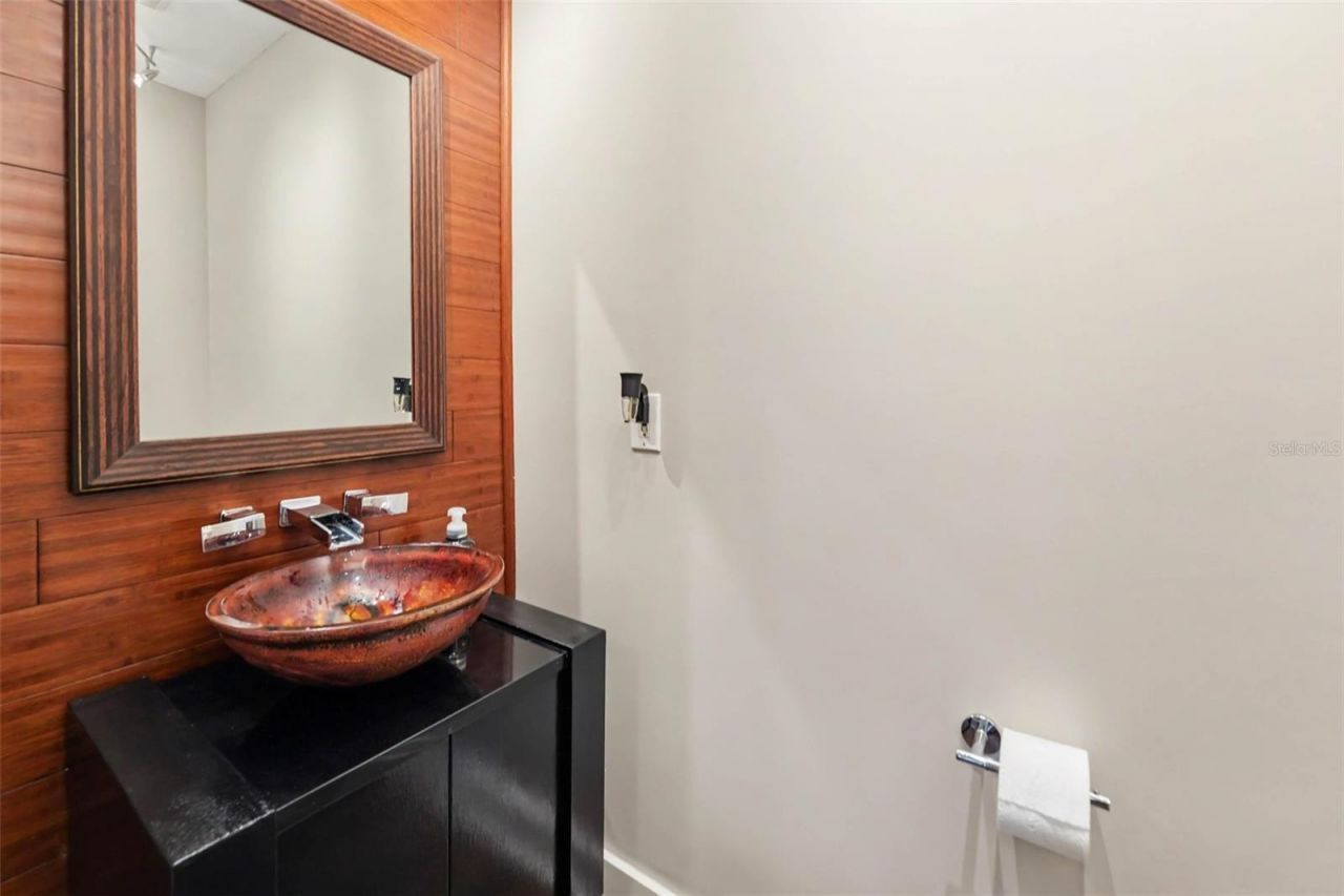 6980 Ulmerton Road , Unit 9E, Largo, FL 33771 Photo