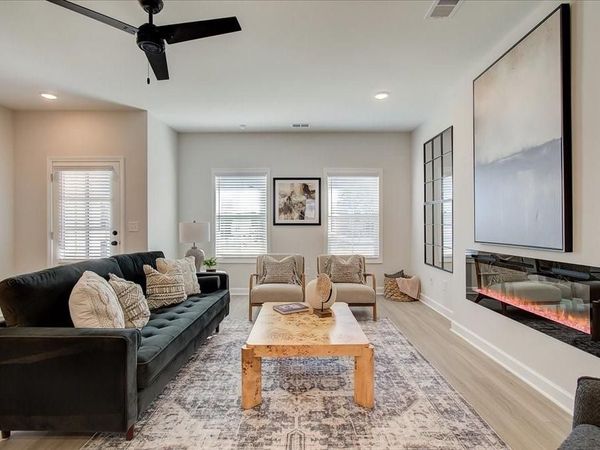 1931 Kinnard Alley , Kennesaw, GA 30144
