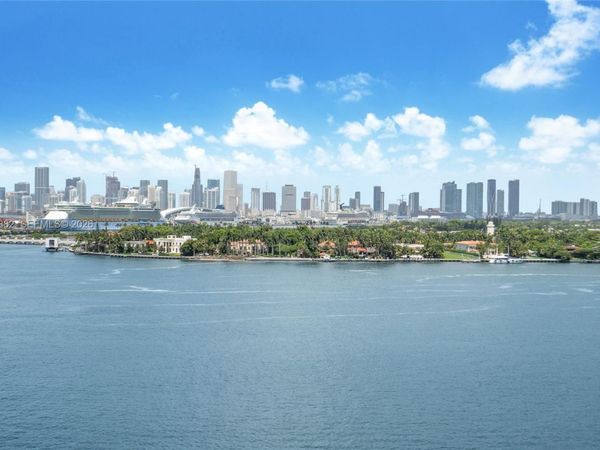 540 West Ave , Unit 1112, Miami Beach, FL 33139