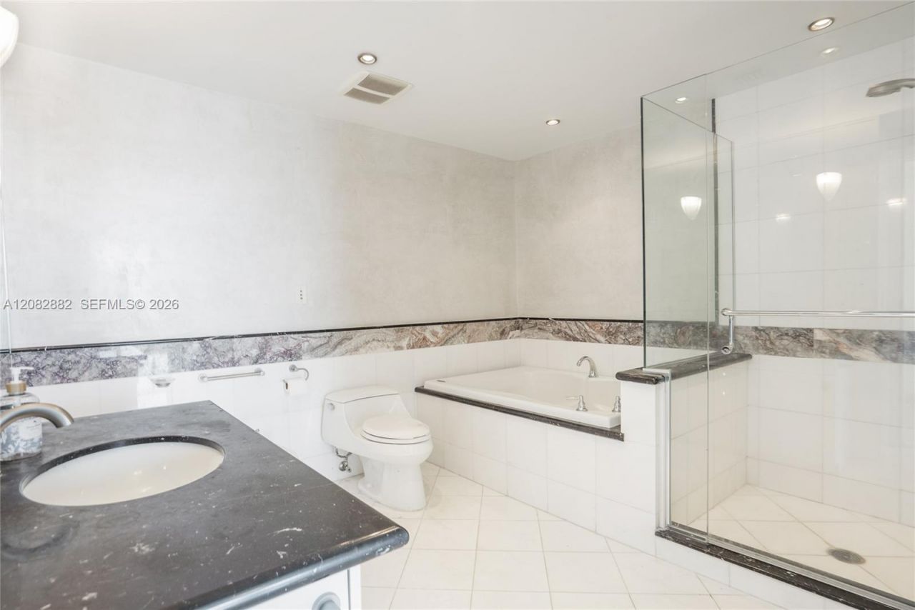 540 West Ave, Unit 1112, Miami Beach, FL 33139 Photo