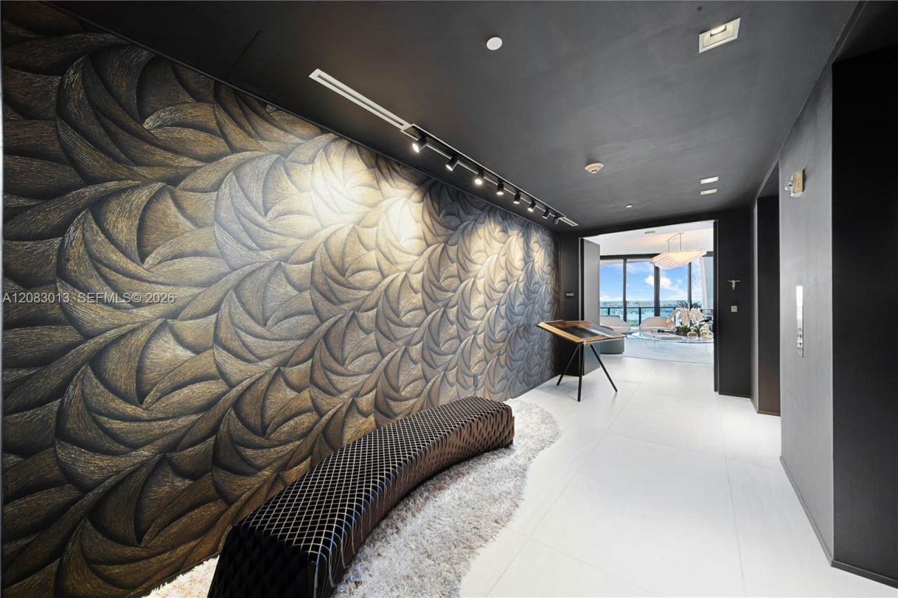 1000 Biscayne Blvd, Unit 3402, Miami, FL 33132 Photo