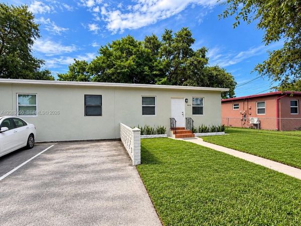 2027 NW 91st St , Unit 2025, Miami, FL 33147