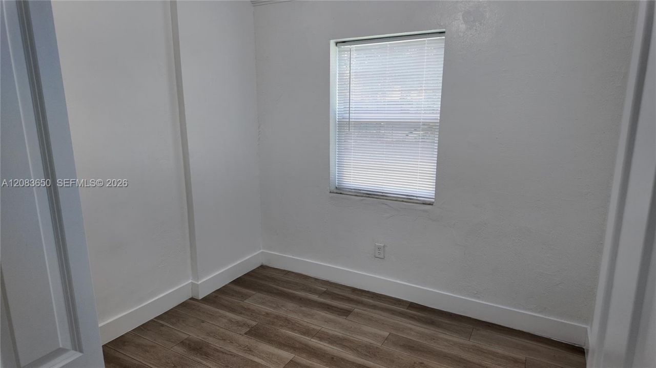 2027 NW 91st St , Unit 2025, Miami, FL 33147 Photo