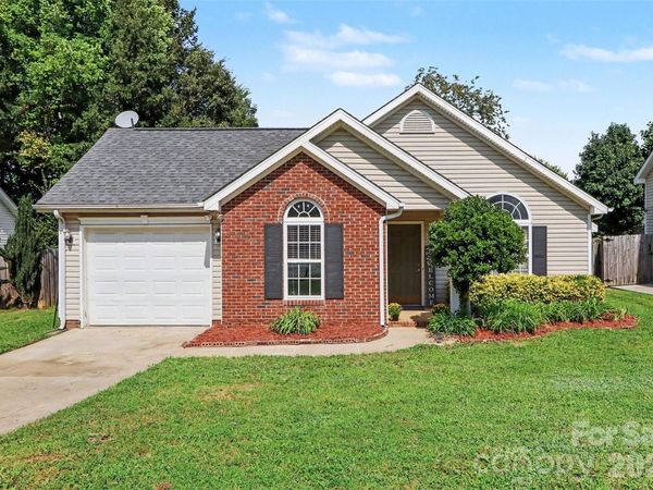 416 Mcginn Grove Drive , Charlotte, NC 28216