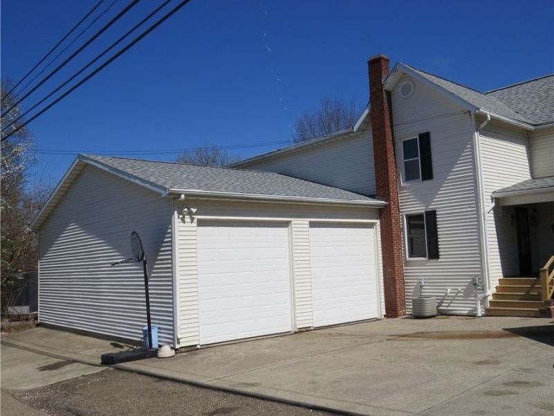 109 Park Avenue NE, Carrollton, OH 44615 Photo 2