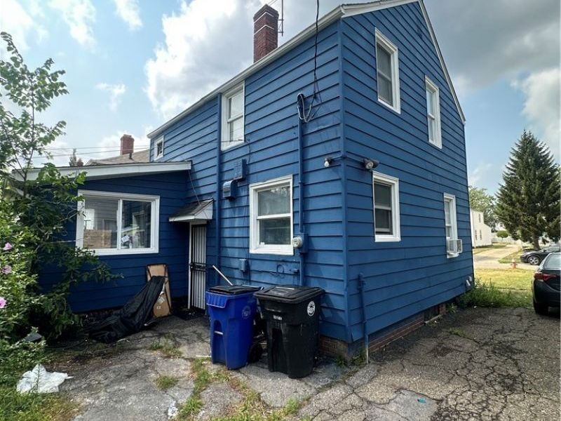 17312 Glendale Avenue, Cleveland, OH 44128 Photo 4