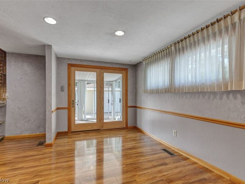 6556 Christene Boulevard, Brook Park, OH 44142 Photo 11