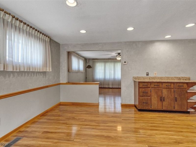 6556 Christene Boulevard, Brook Park, OH 44142 Photo 9