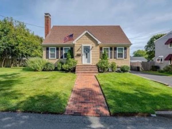 282 Longhill Ave, Somerset, MA 02726