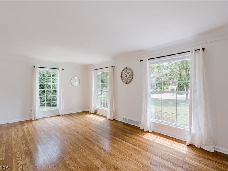 14721 S Woodland Road, Shaker Heights, OH 44120 Photo 6