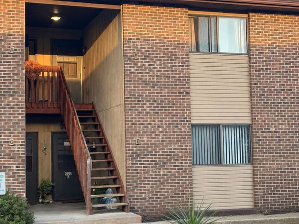555 Central Parkway Road , Unit F, Woodstock, IL 60098