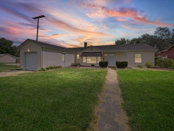 142 S Indiana Avenue , Crown Point, IN 46307