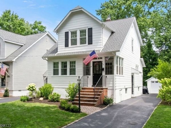 57 Minton Ave, Chatham, NJ 07928
