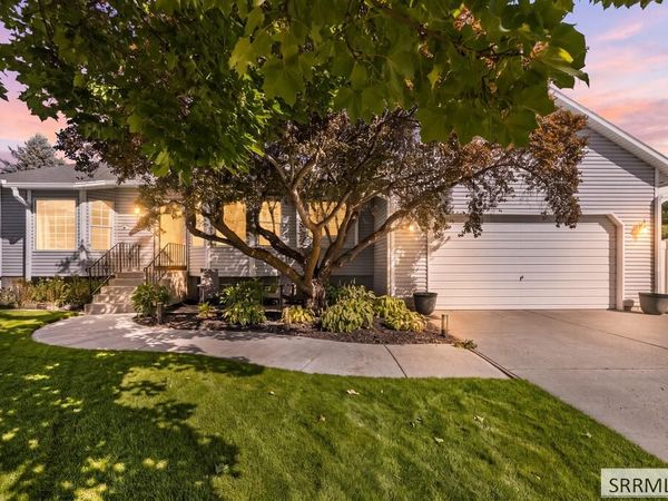 1154 Caysie Circle, IDAHO FALLS, ID 83402