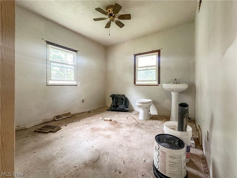 4520 New Road, Austintown, OH 44515 Photo 15