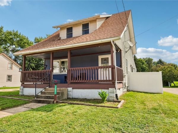 202 N Nickelplate Street, Louisville, OH 44641