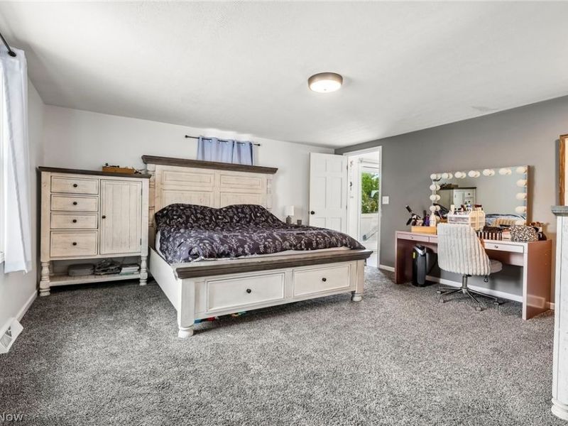 202 N Nickelplate Street, Louisville, OH 44641 Photo 15