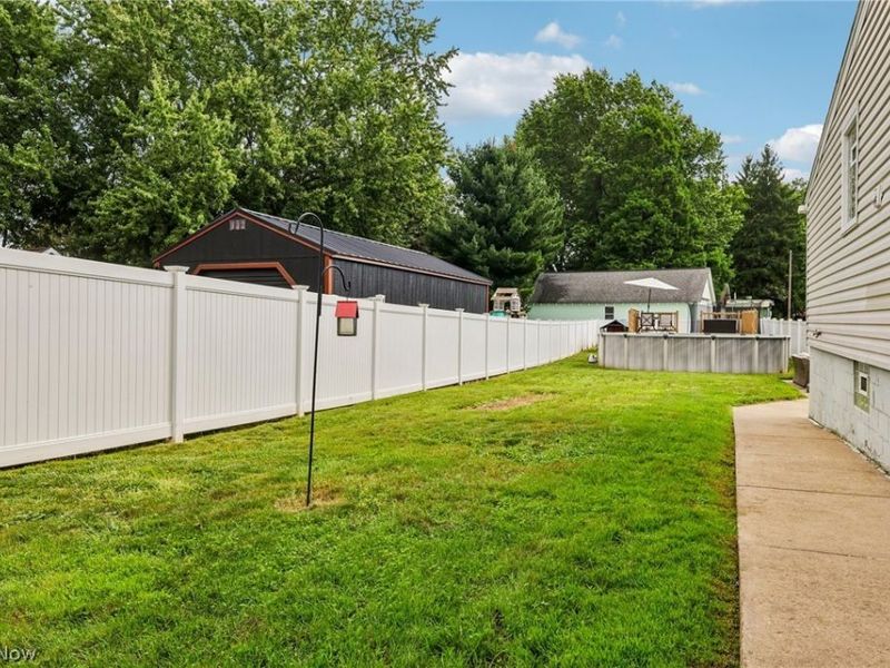 202 N Nickelplate Street, Louisville, OH 44641 Photo 33