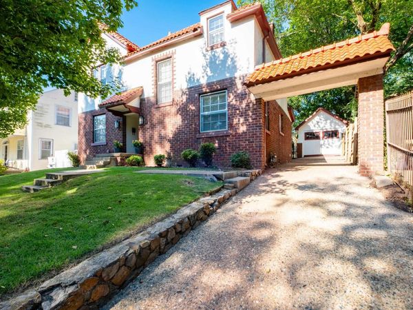 116 Colonial Court, Little Rock, AR 72205