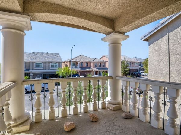 6408 Mount Eden Avenue , Las Vegas, NV 89139