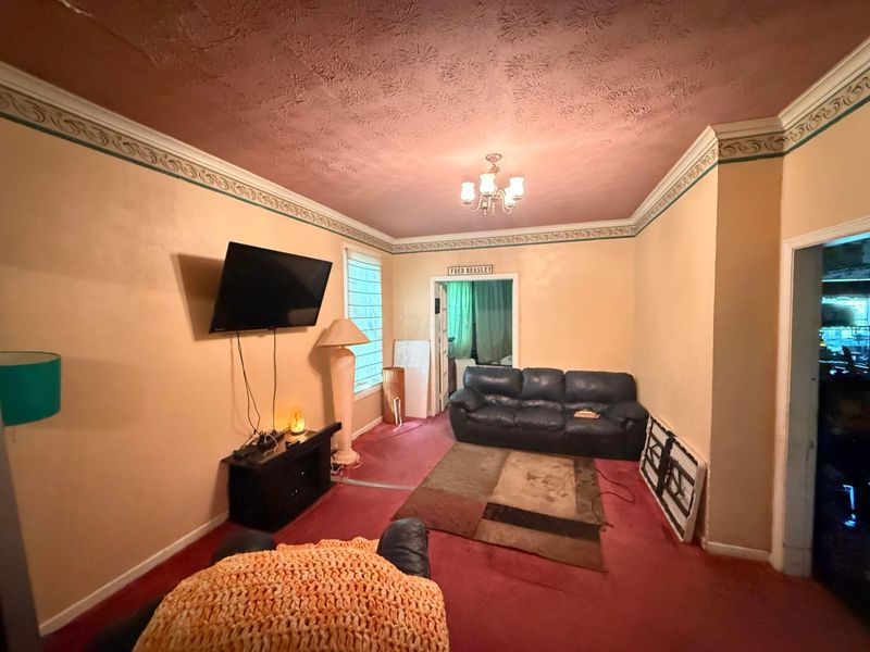 389 Fairwood Avenue, Columbus, OH 43205 Photo 8