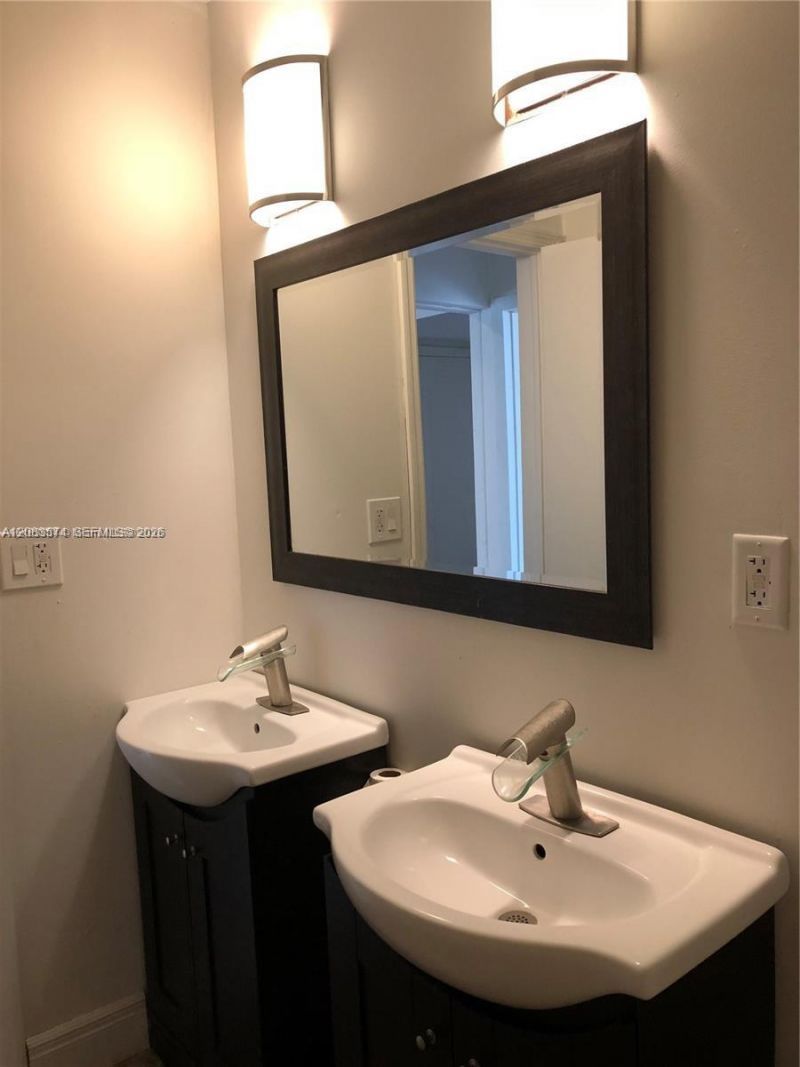3309 Acapulco Dr , Miramar, FL 33023 Photo