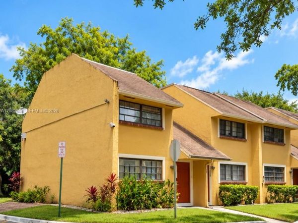3158 N Pine Island Rd , Unit 907, Sunrise, FL 33351