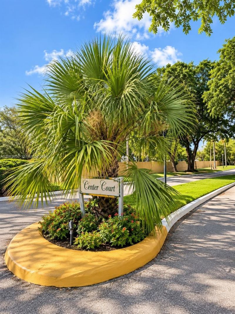 3158 N Pine Island Rd , Unit 907, Sunrise, FL 33351 Photo