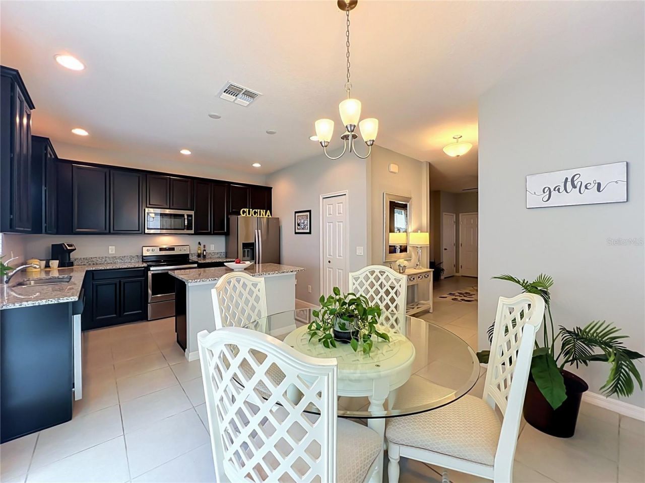 1196 E 10th Street, Apopka, FL 32703 Photo