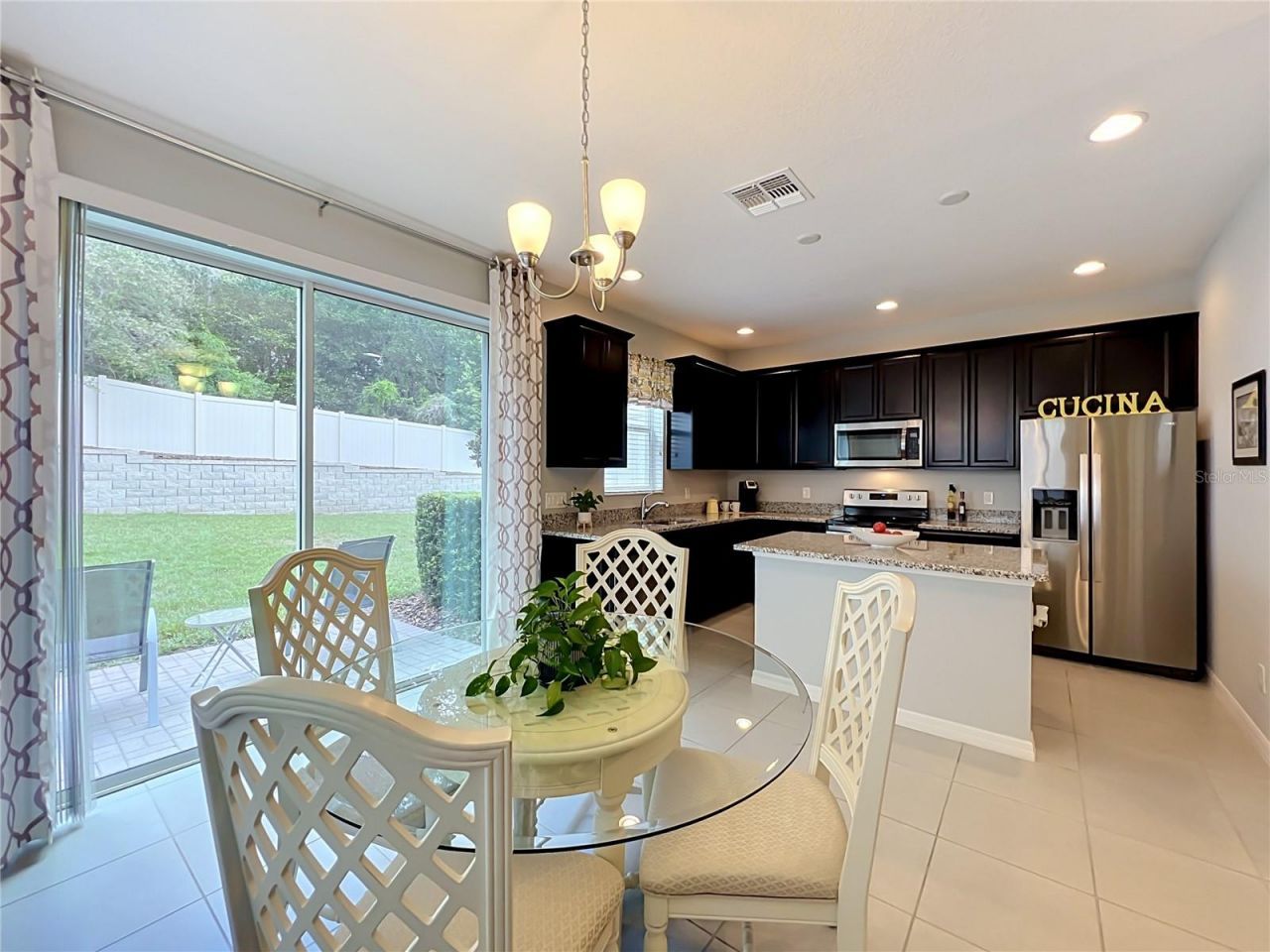1196 E 10th Street, Apopka, FL 32703 Photo