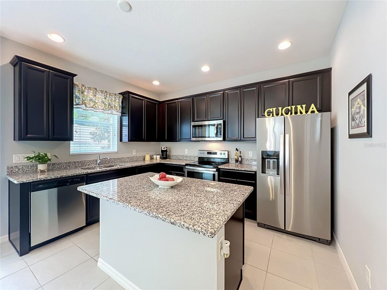 1196 E 10th Street, Apopka, FL 32703 Photo