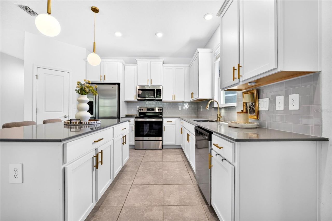 1924 Turtle Dove Lane , Kissimmee, FL 34746 Photo
