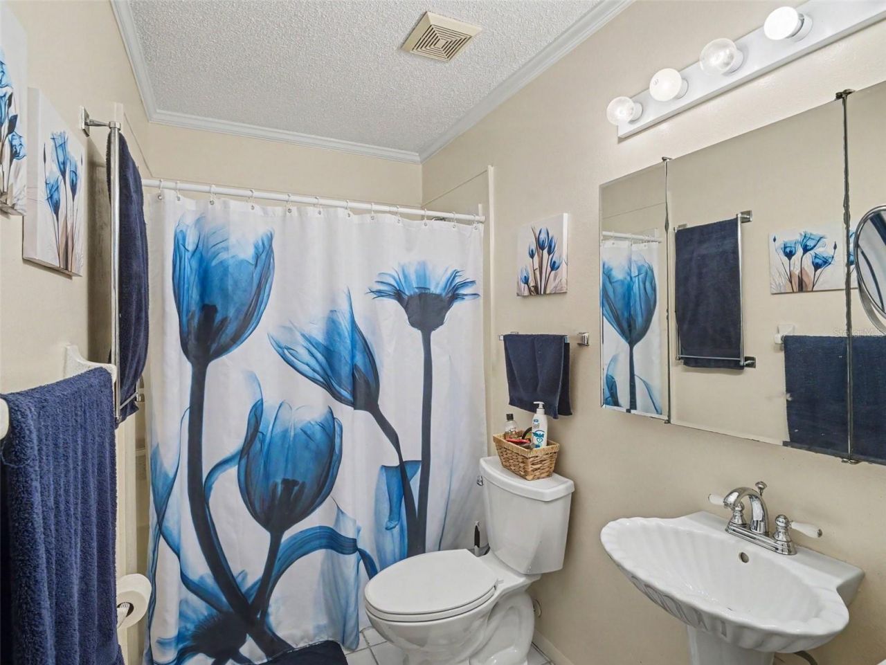 4506 86th Street W, Unit A, Bradenton, FL 34210 Photo