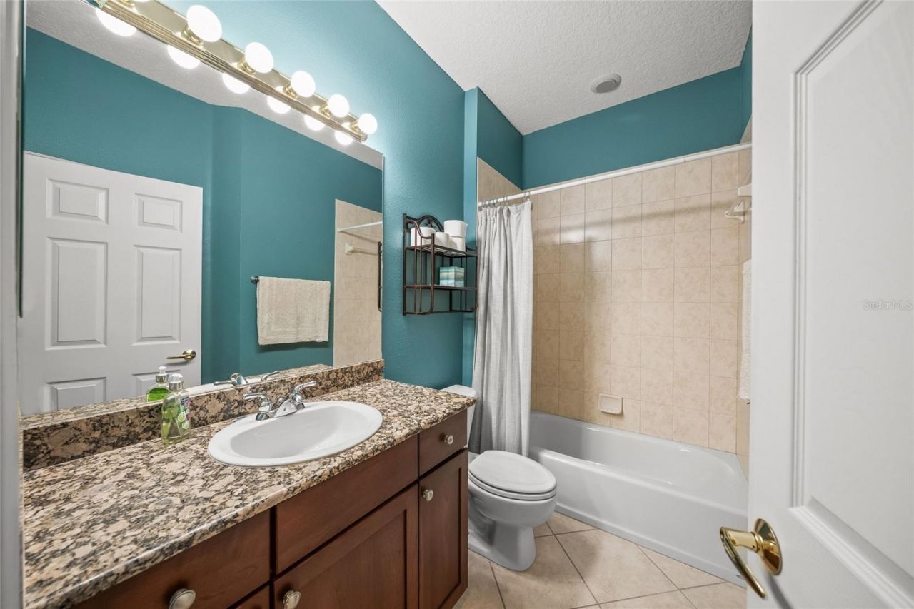 6430 Moorings Point Circle, Unit 201, Bradenton, FL 34202 Photo