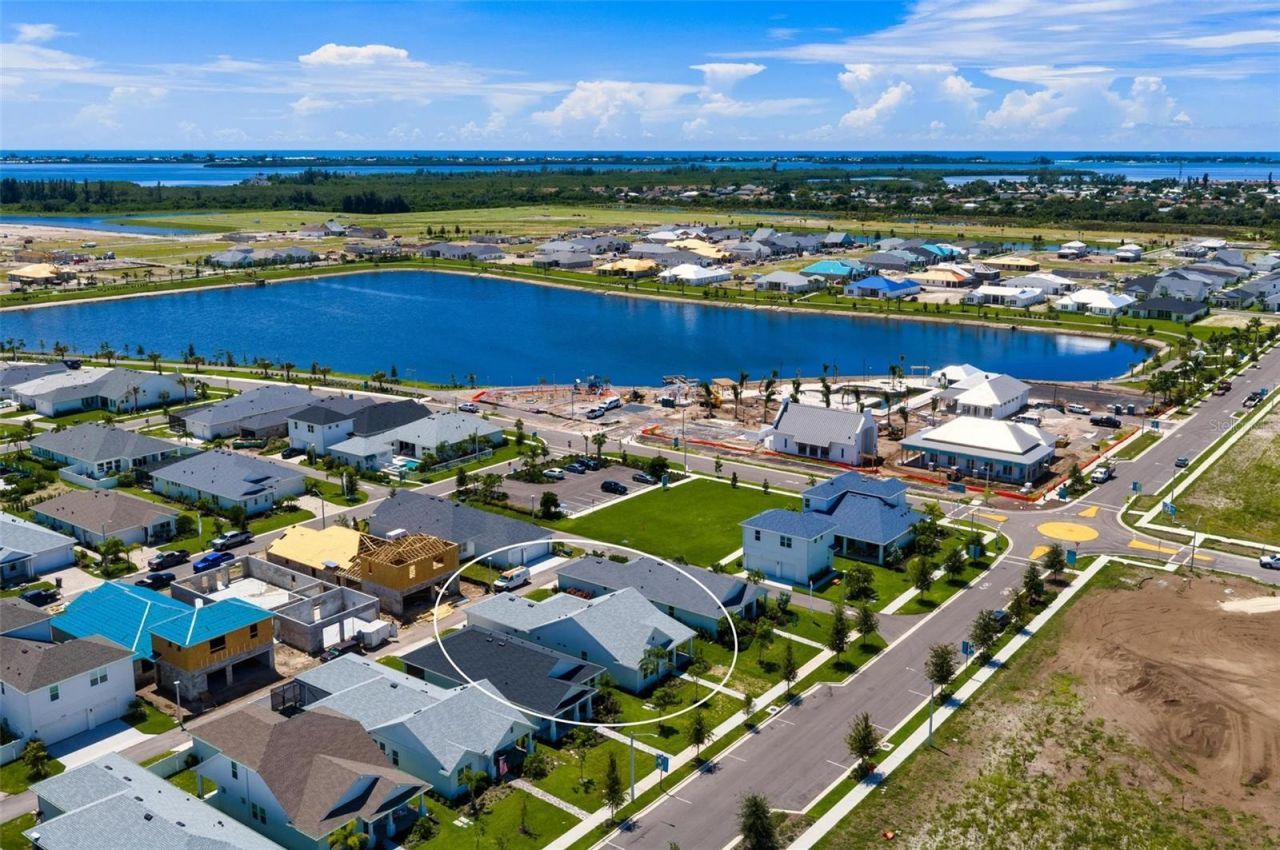7646 Seaflower Parkway , Bradenton, FL 34210 Photo