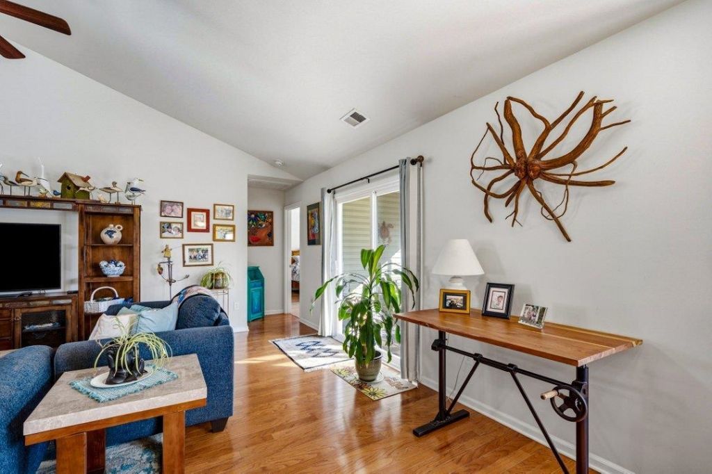 1337 Midtown Village Dr.  Photo 13