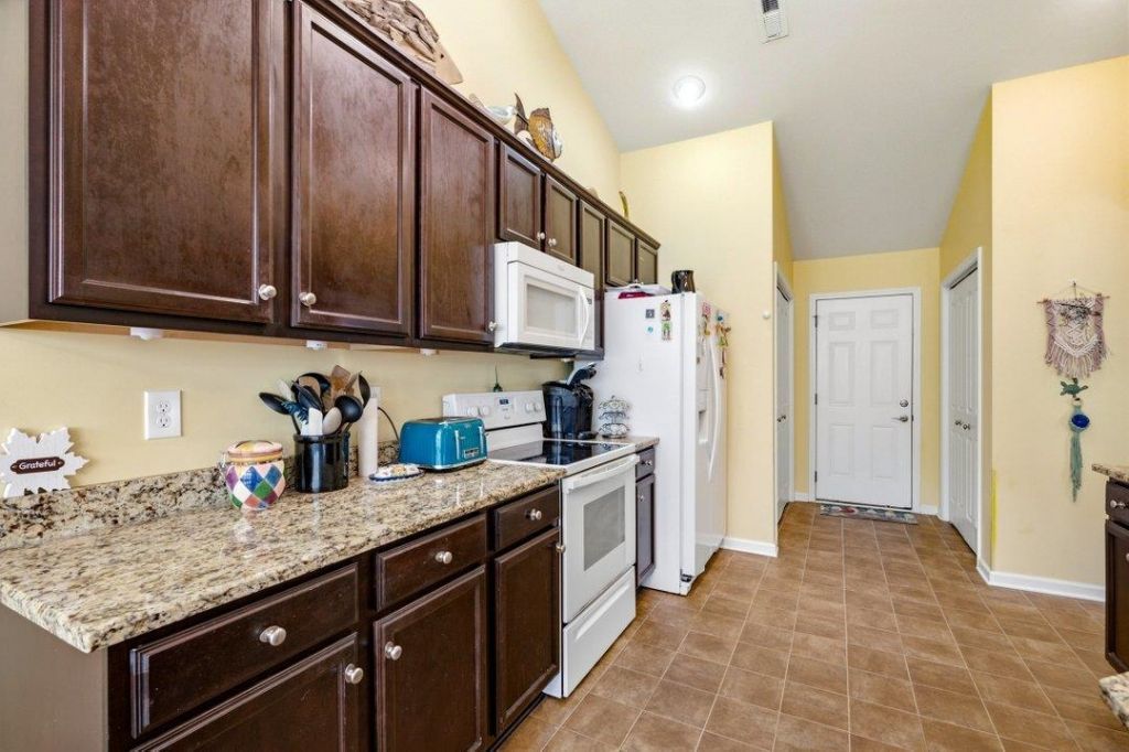 1337 Midtown Village Dr.  Photo 16