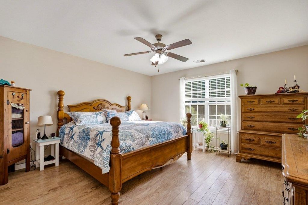 1337 Midtown Village Dr.  Photo 20