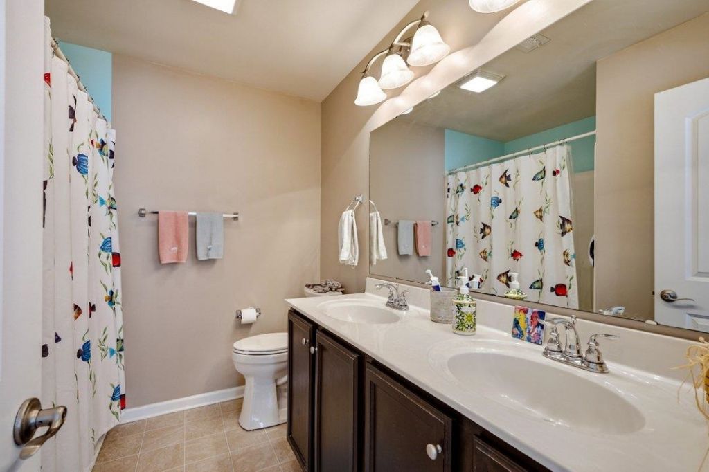 1337 Midtown Village Dr.  Photo 23