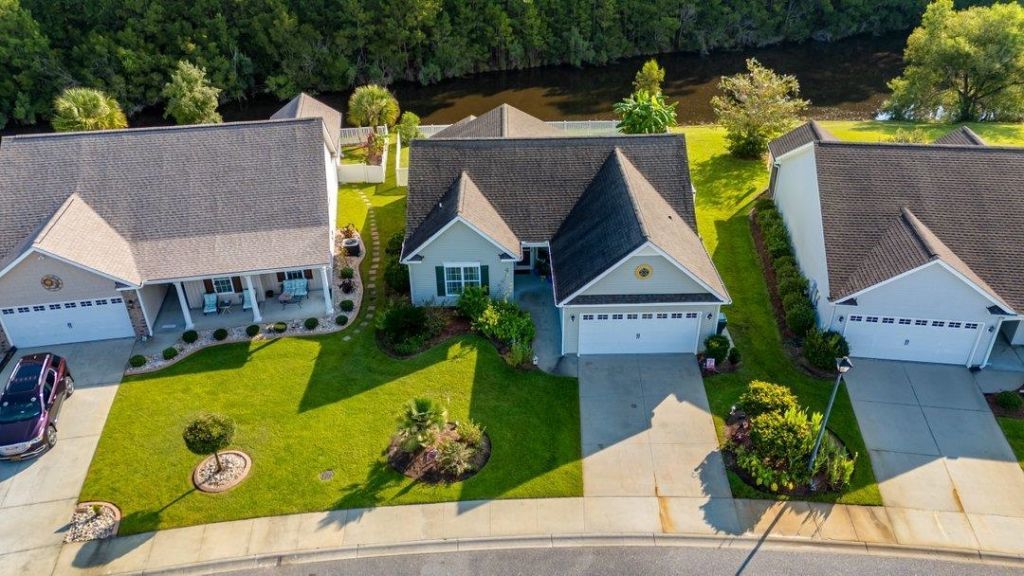 1337 Midtown Village Dr.  Photo 37